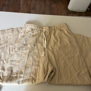 Women’s cropped linen pants